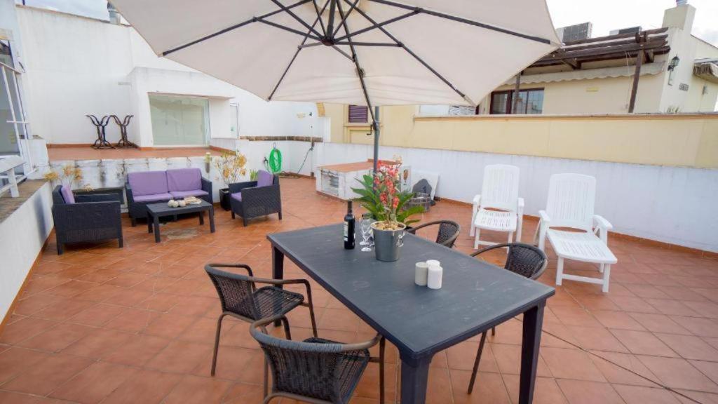 Rentalsevilla Terraza En El Arenal Appartement *